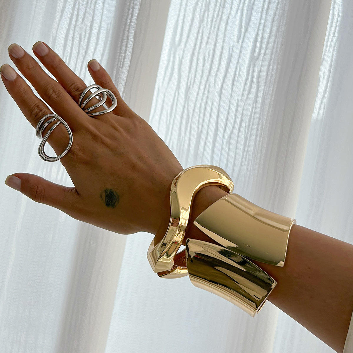 Open Bracelet Versatile Irregular Cut Edges Fashionable Bangles