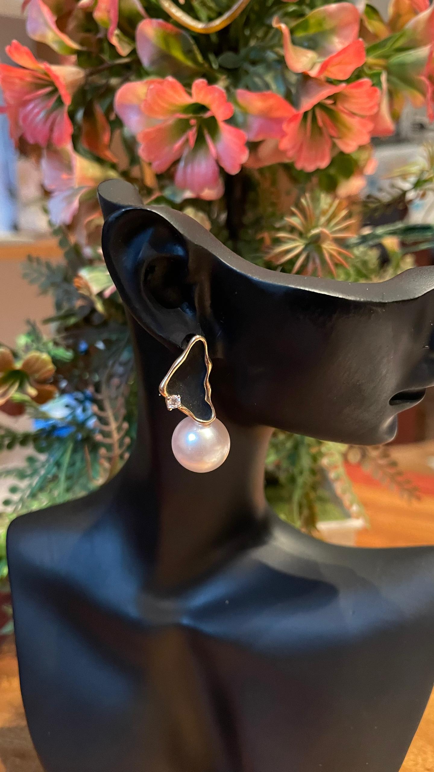 Pearl classy earring design