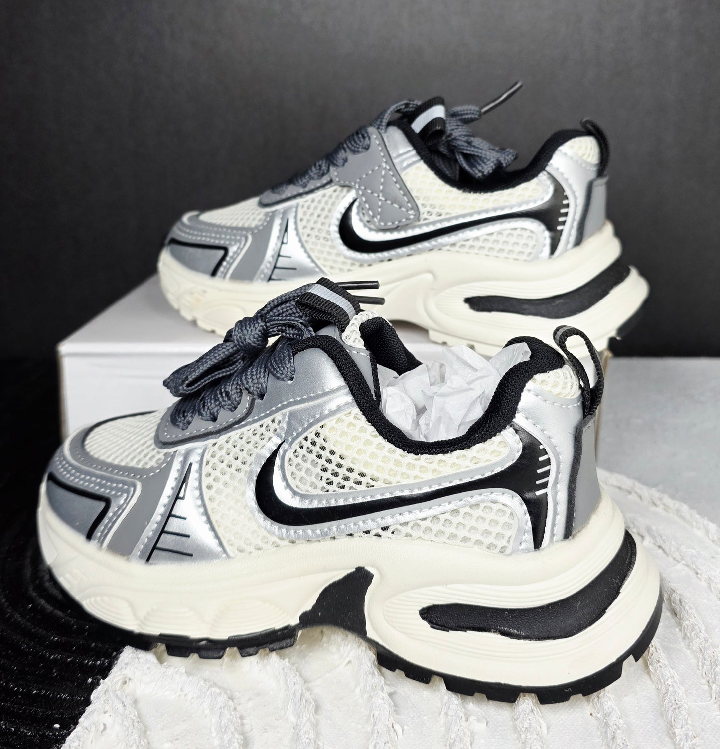 Sneaker - 26-27-28-32