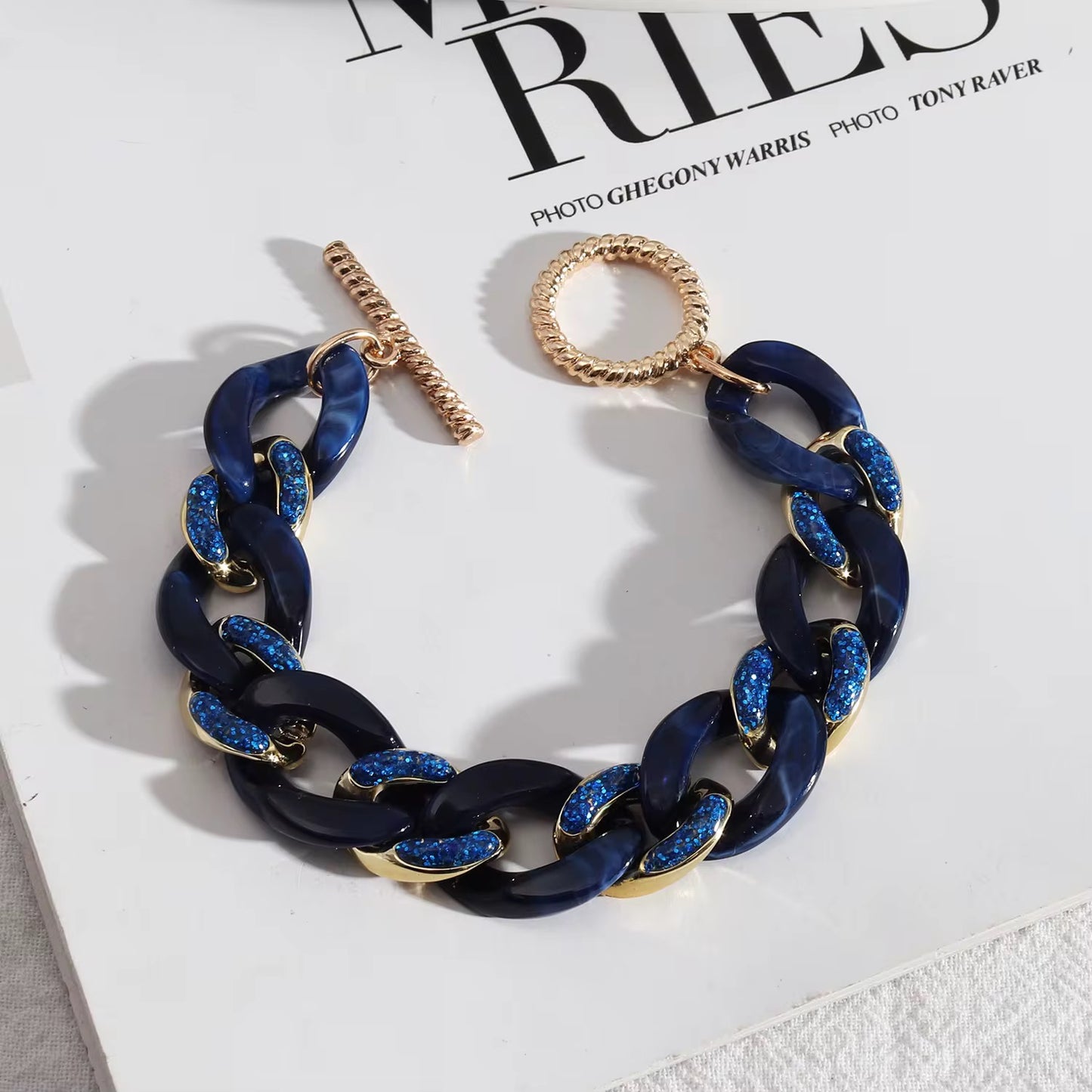 Vintage metal acrylic splicing Thick chain bracelet for women