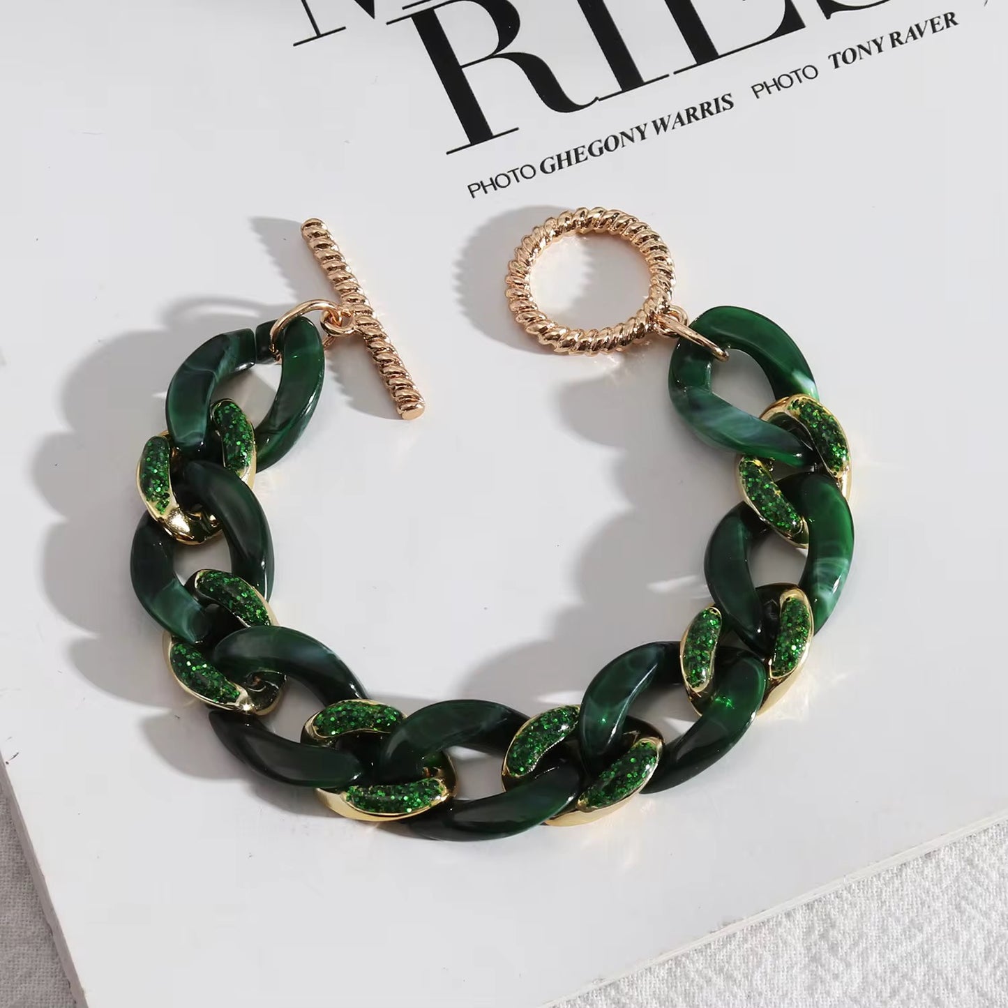 Vintage metal acrylic splicing Thick chain bracelet for women