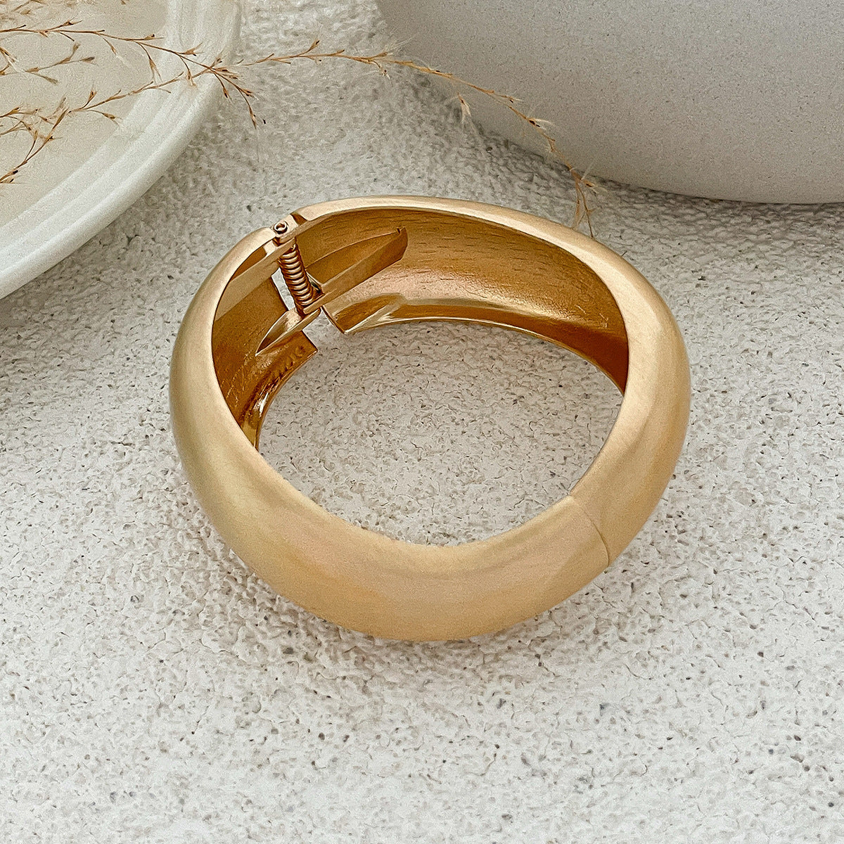 Wide Edition Irregular Alloy Fashionable Bracelet/Bangle