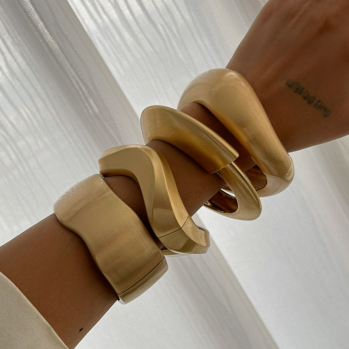 Wide Edition Irregular Alloy Fashionable Bracelet/Bangle