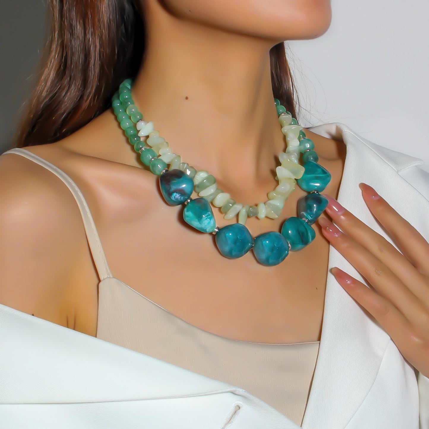 Fashion Retro Irregular Blue Green Resin Beaded Necklace
