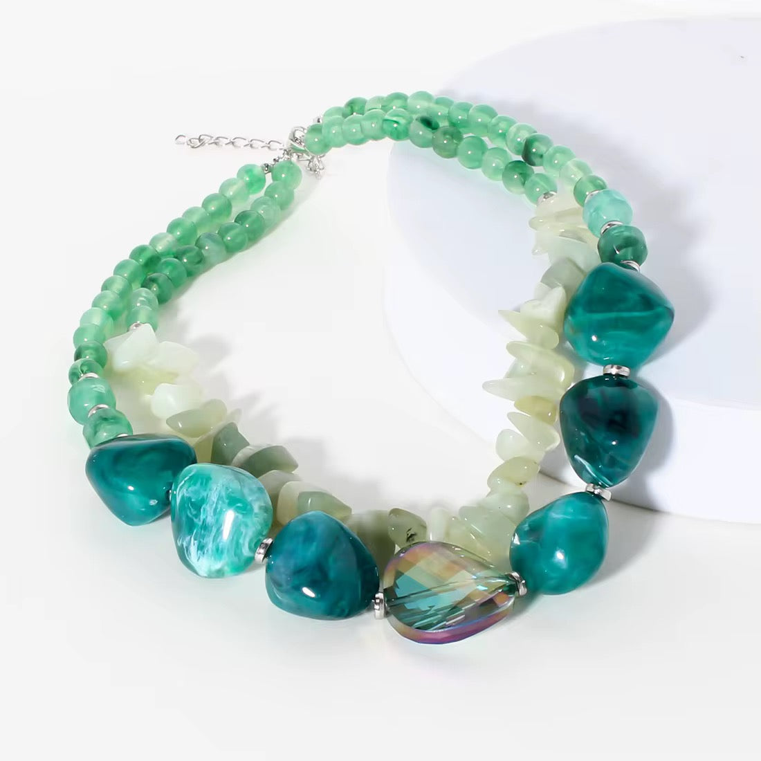 Fashion Retro Irregular Blue Green Resin Beaded Necklace