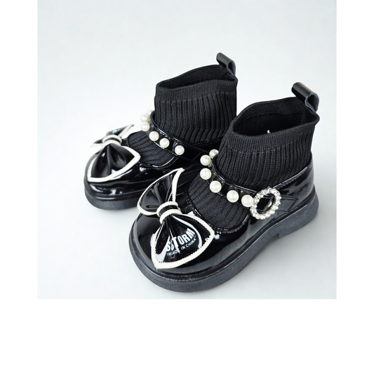 Cute little papillona boots