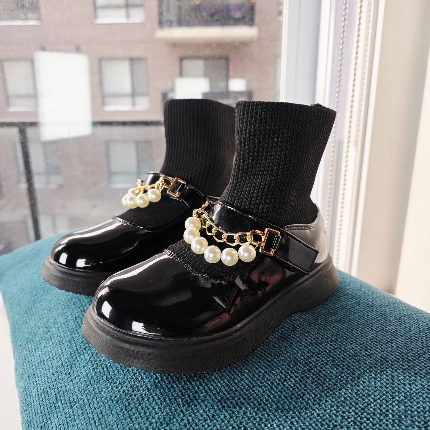Pearl boots