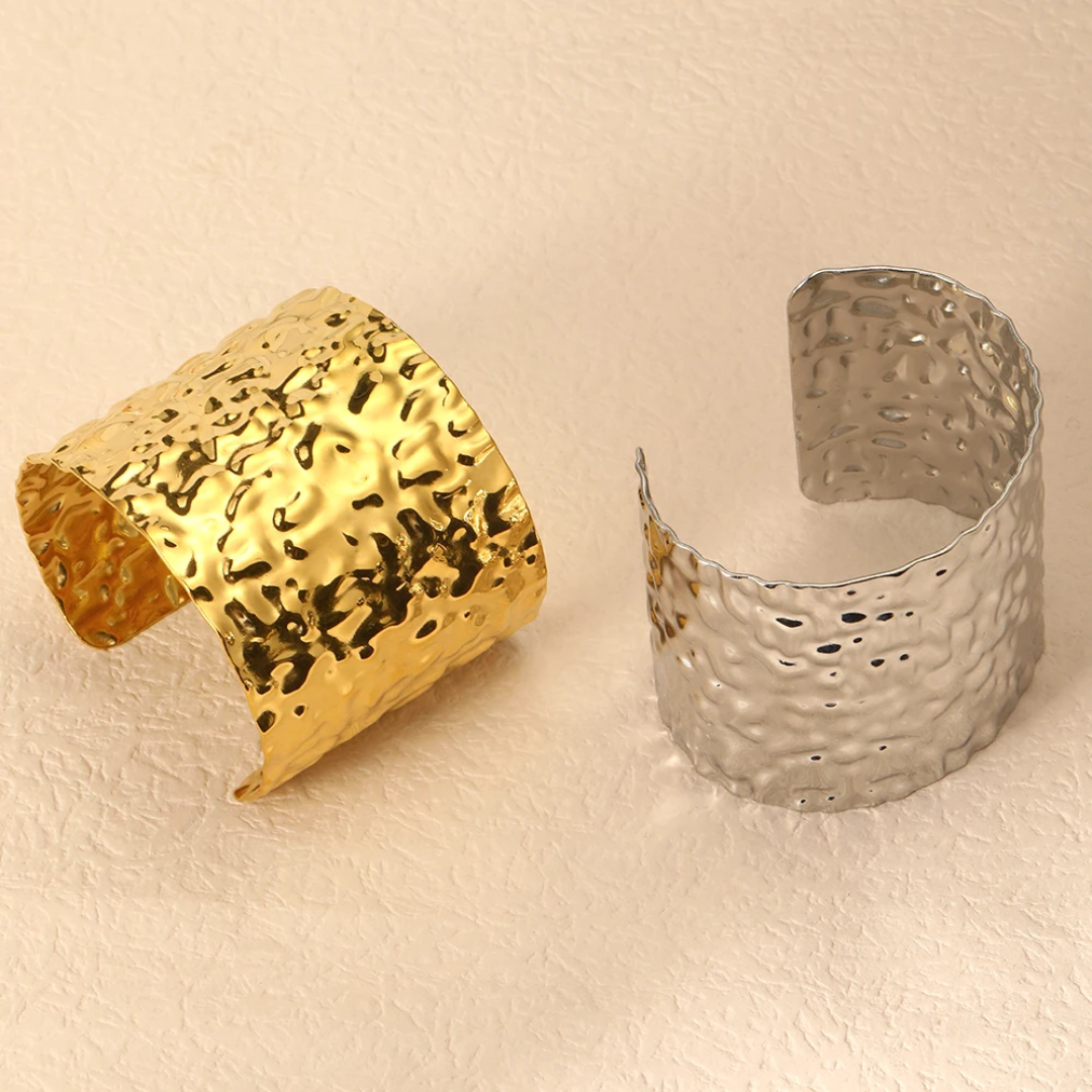 Elegant luxury textured open cuff bracelet