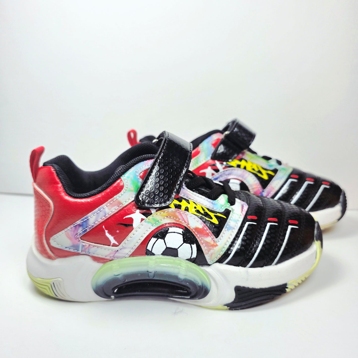 Foot sneaker - 33
