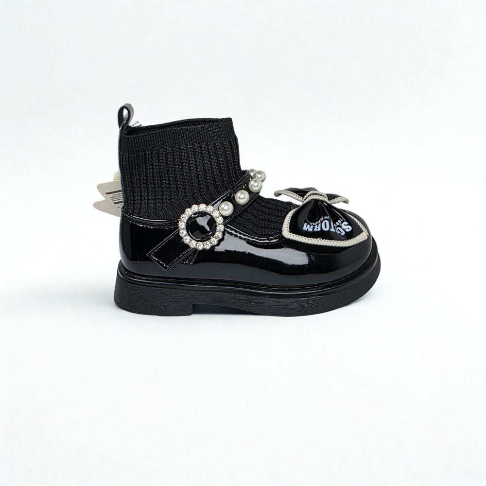 Cute little papillona boots